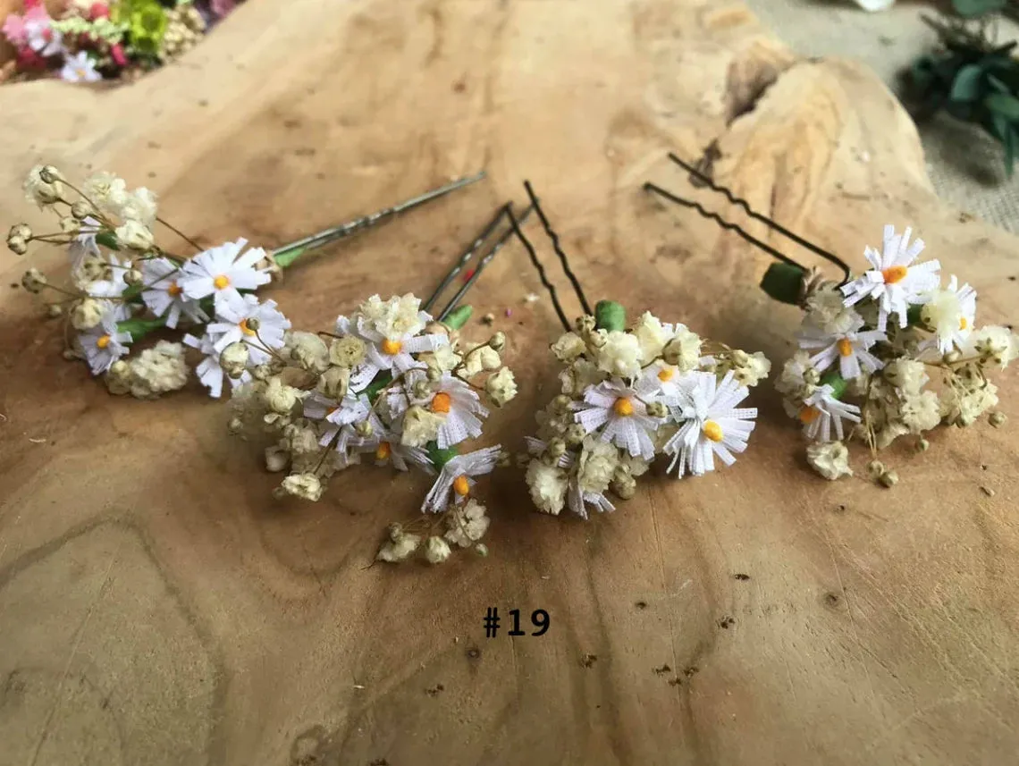 Colourful flower hairpins for wedding