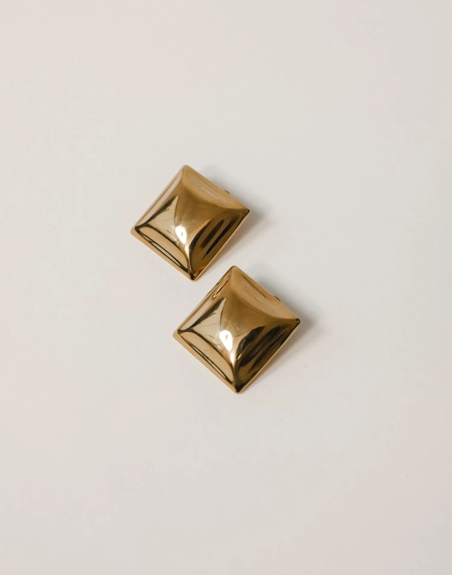 Eadie Earrings (Gold)