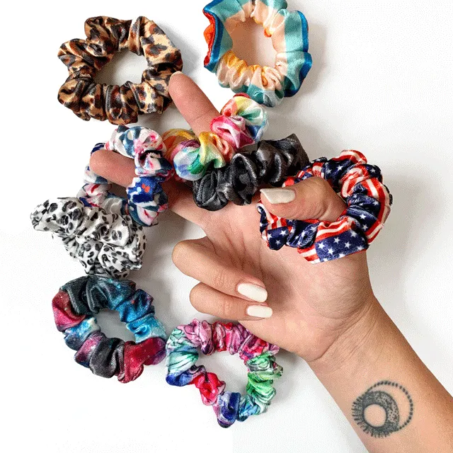 Mini Scrunchie | Becca