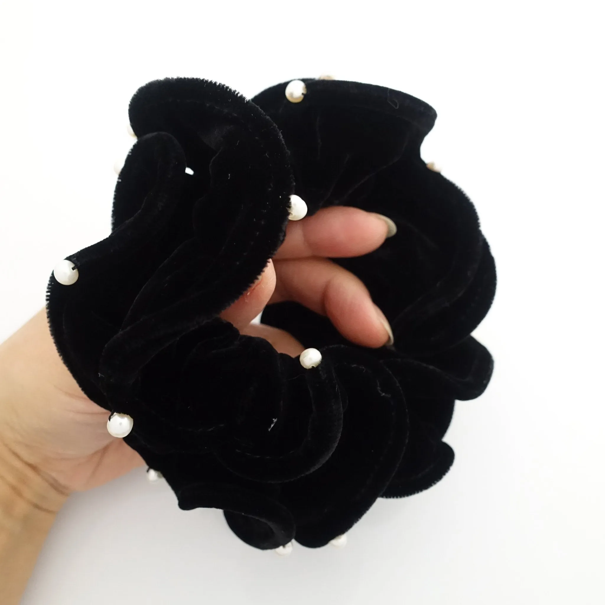 pearl ball decorated silk velvet scrunchies luxury style soft hair tie scrunchy for women