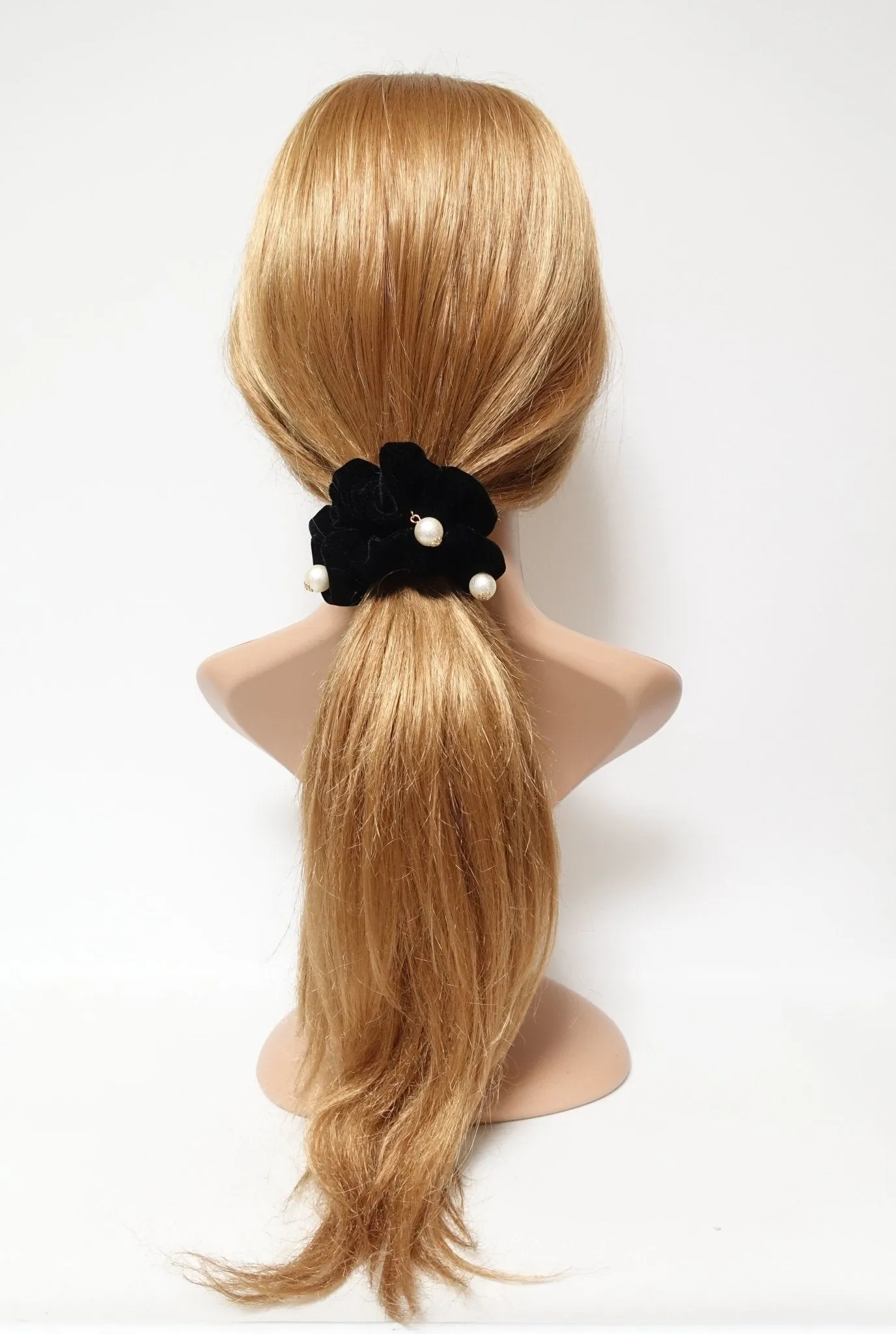 pearl ball decorated silk velvet scrunchies luxury style soft hair tie scrunchy for women