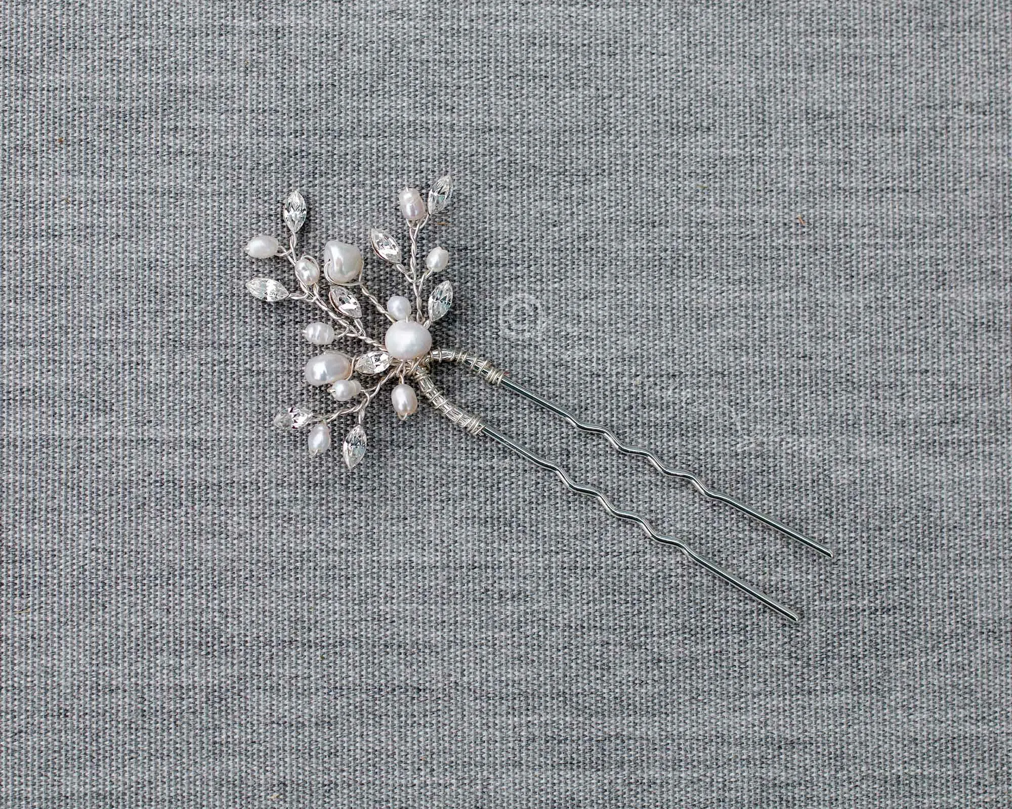 Pearl Hair Pin with Marquise Crystals