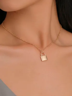 Simple Fashion Lock Necklace