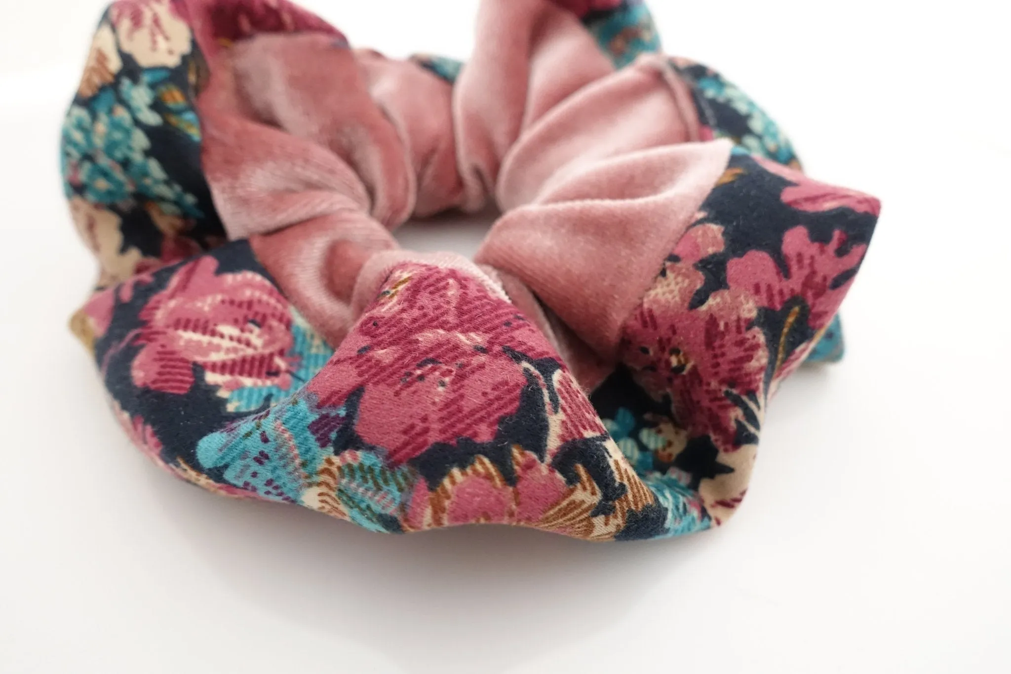 small flower print edge velvet scrunchies trim decorated scrunchy women hair accessory