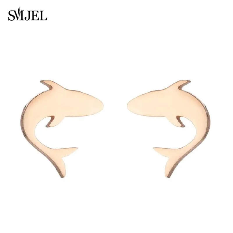 Stylish Earrings: Shark Motive in different colors