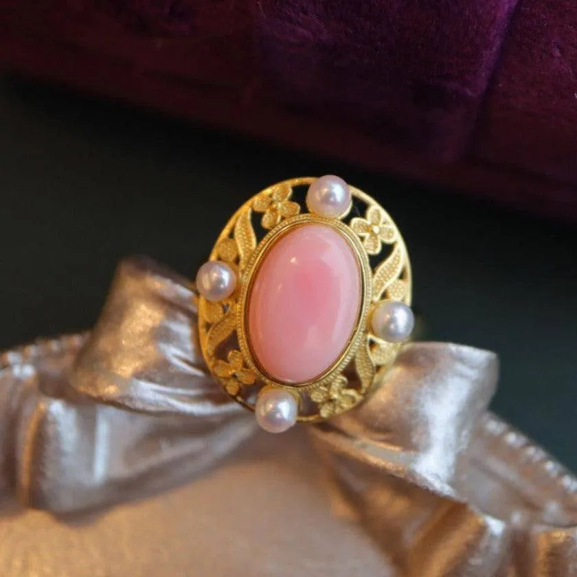 Stylish Pink Queen Conch Shell Pearls Earrings Gold Vermeil