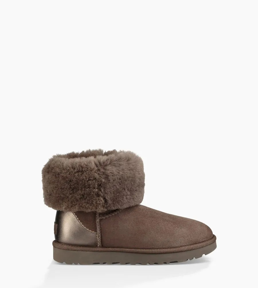 UGG Classic Short II Mettalic Boot