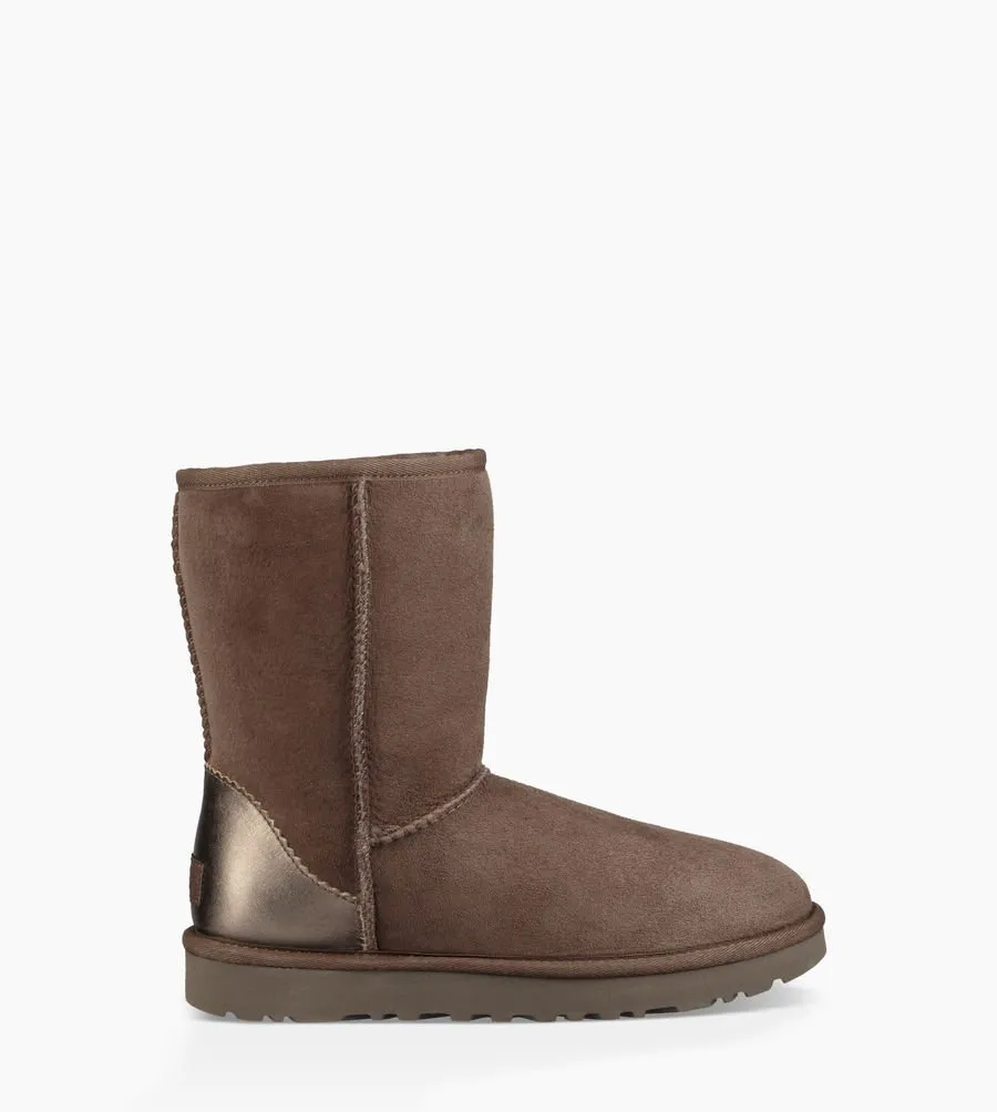 UGG Classic Short II Mettalic Boot